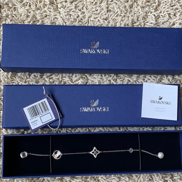 Swarovski Star Bracelet - Picture 1 of 5